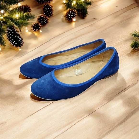 Strenesse Women's Blue Suede flats Size EU 38/ US 7.5 - Picture 10 of 10